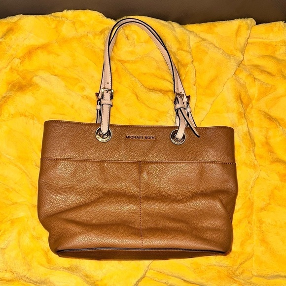 Classic🤎Brown leather Tote✨Michael Kors Tote Work Shoulder bag - Picture 1 of 17